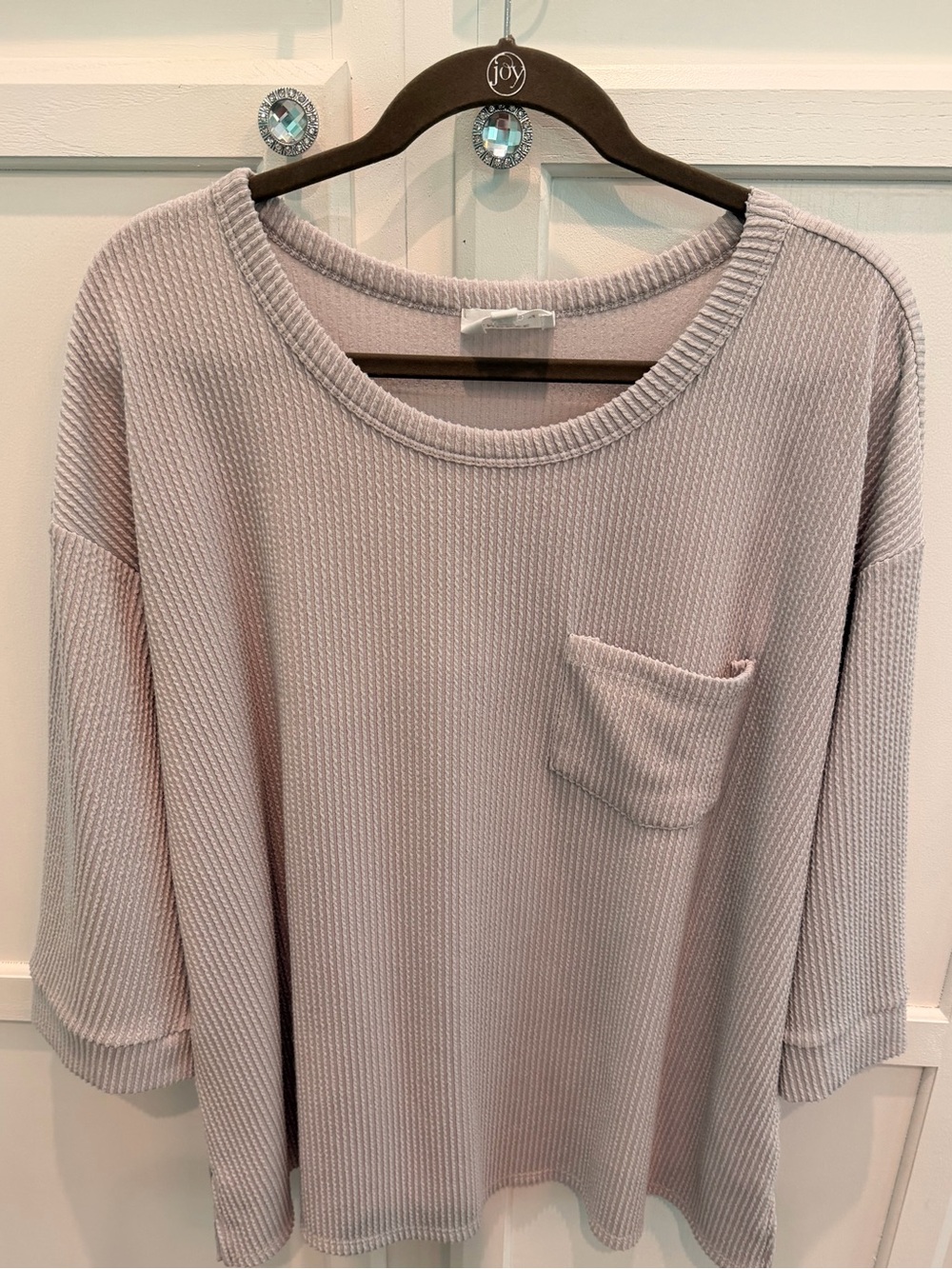 Size XL Light Gray Textured Pocket Pullover